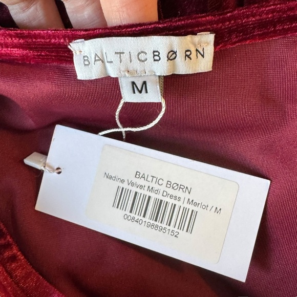 Baltic Born - NWT Nadine Velvet Wrap Midi Dress Merlot Size M - Picture 7 of 8